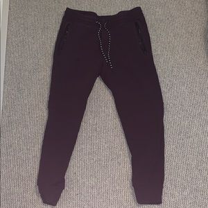 American eagle joggers